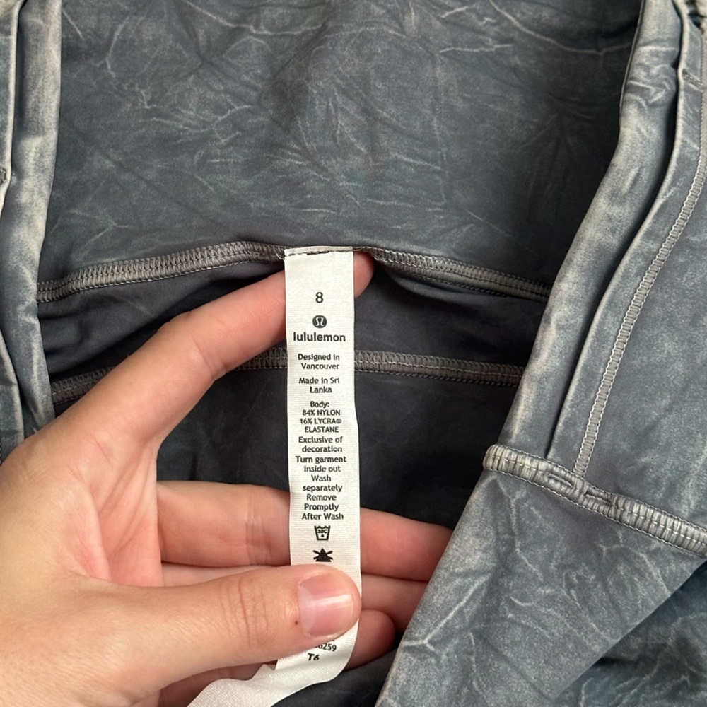 Lululemon Fast and Free Short 10" *Ice Dye in Ice Wash Asphalt Grey - Picture 7 of 9